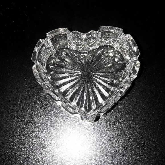 NEW LISTING! Lead Crystal Heart Trinket Dish - Picture 4 of 7